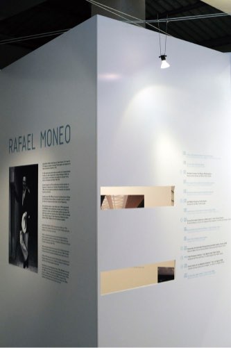 detalle de un panel en la exposición de rafael moneo